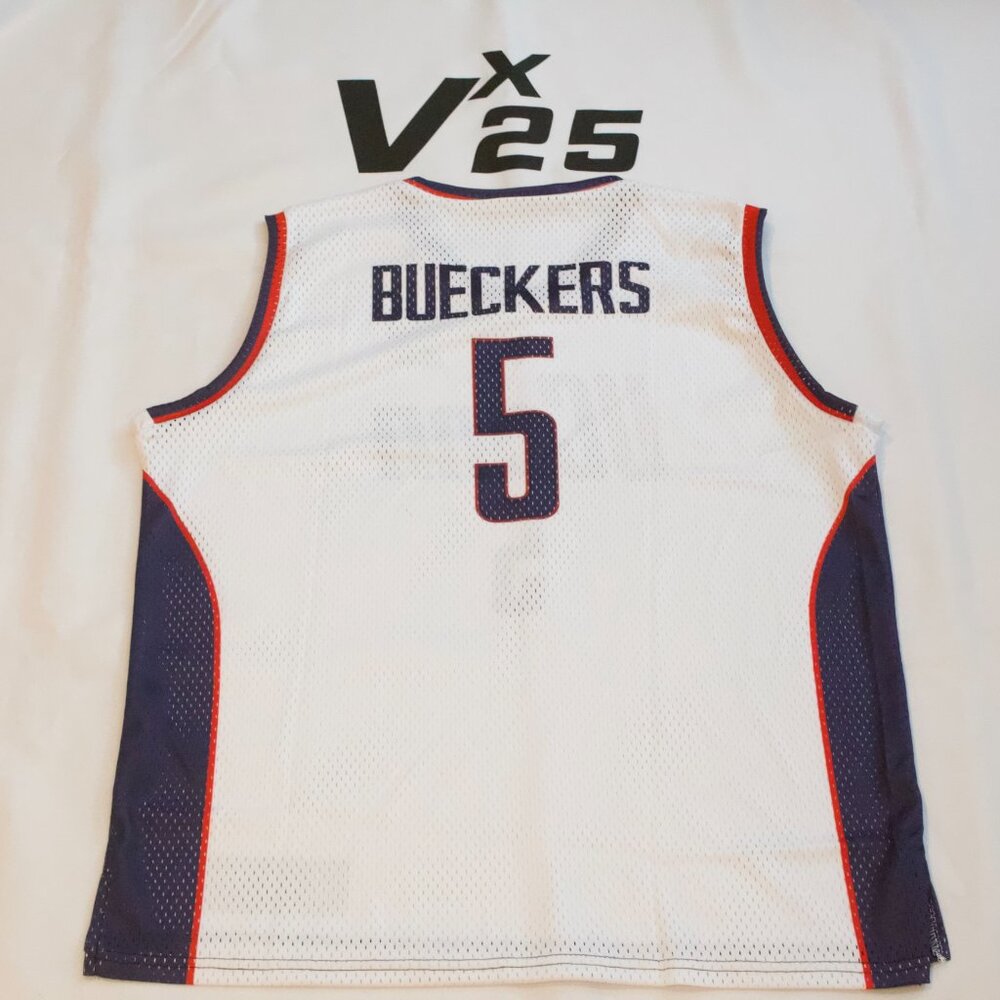 NEW Men's Throwback UConn Huskies Paige Bueckers #5 White Jersey Size Small - Picture 6 of 8